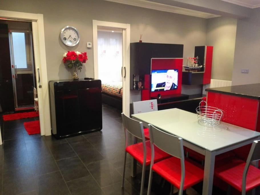 Piso Muy Bonito En Zona Tranquila Appartement