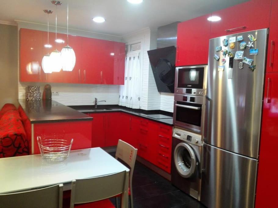 Piso Muy Bonito En Zona Tranquila Appartement